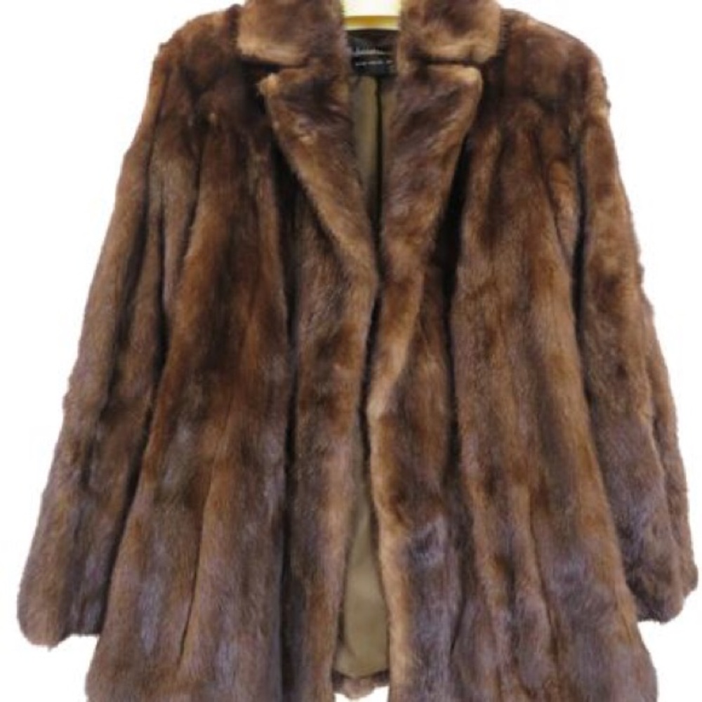 I.H. Rubenstein & Son Women's Fur Coat (20.5" X 28")